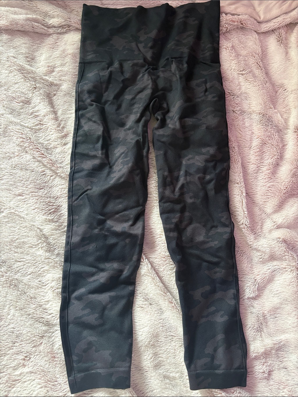 Spanx Women’s Black Camo High-Rise Leggings